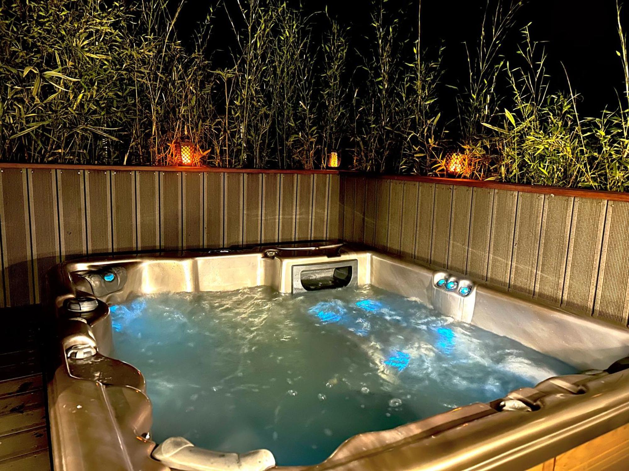 Appartement En Bord De Lac Avec Jaccuzi Publier Екстериор снимка